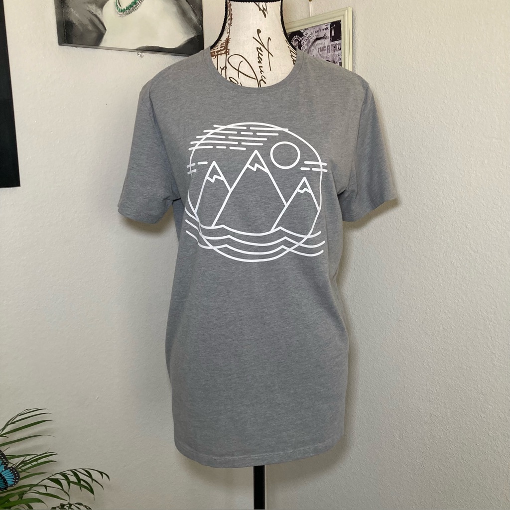 Good Fellow & Co. Men’s Graphic Tee Med.